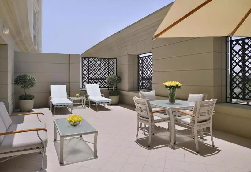 مجموعه ویستا شهر, Palazzo Versace Dubai