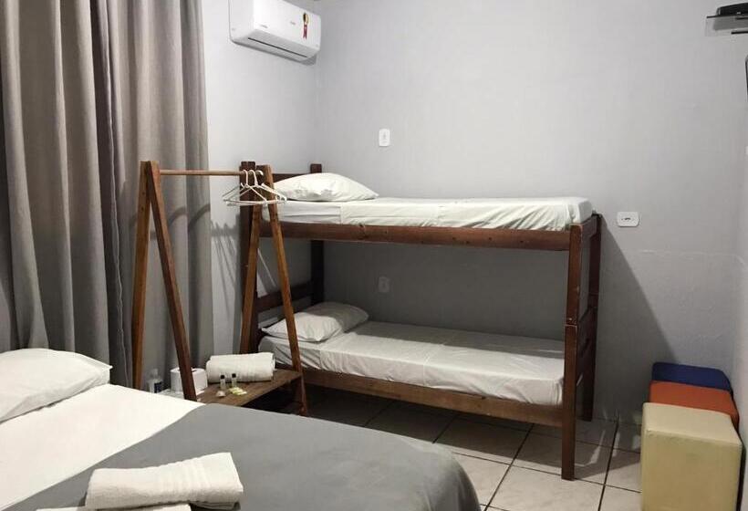 エコノミー４人部屋, Pousada São Jorge
