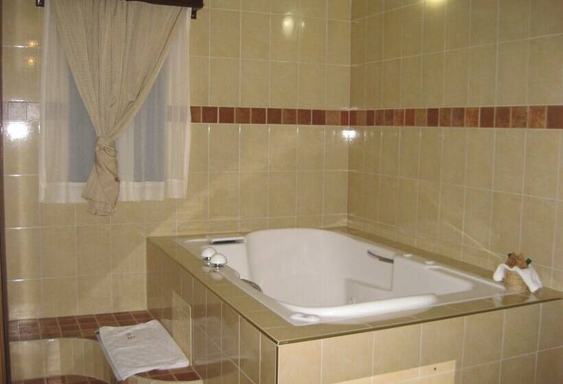 ジュニアスイート, Teotihuacan