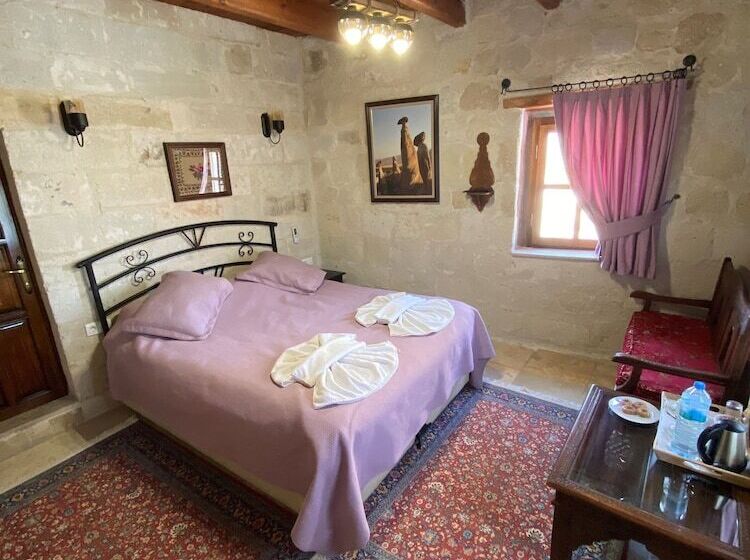 スタンダードルーム, Turquaz Cave