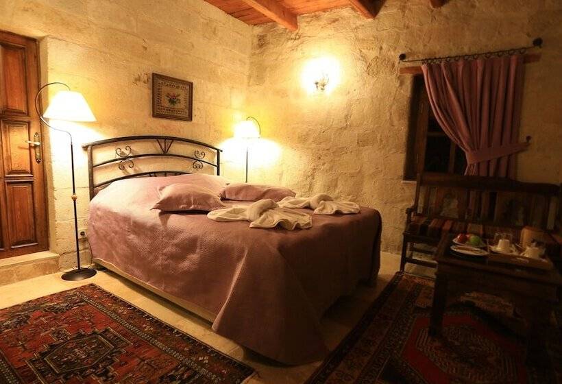 スタンダードルーム, Turquaz Cave