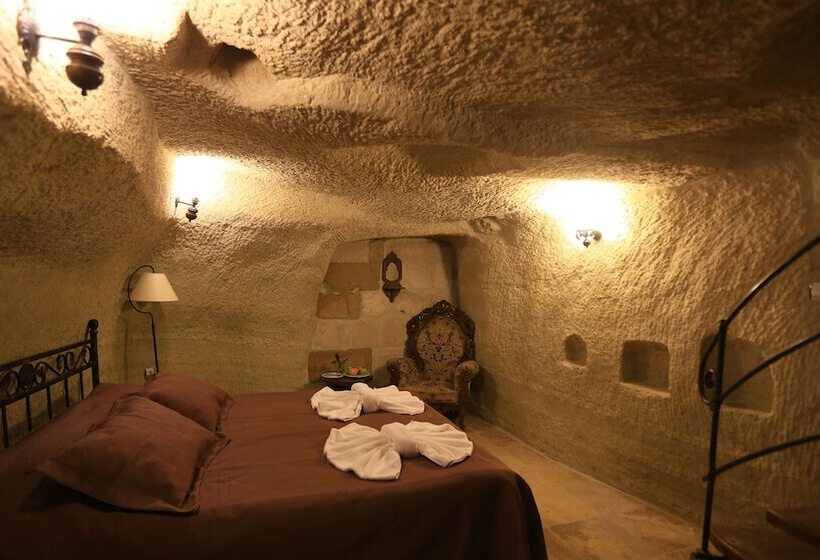 スタンダードトリプルルーム, Turquaz Cave