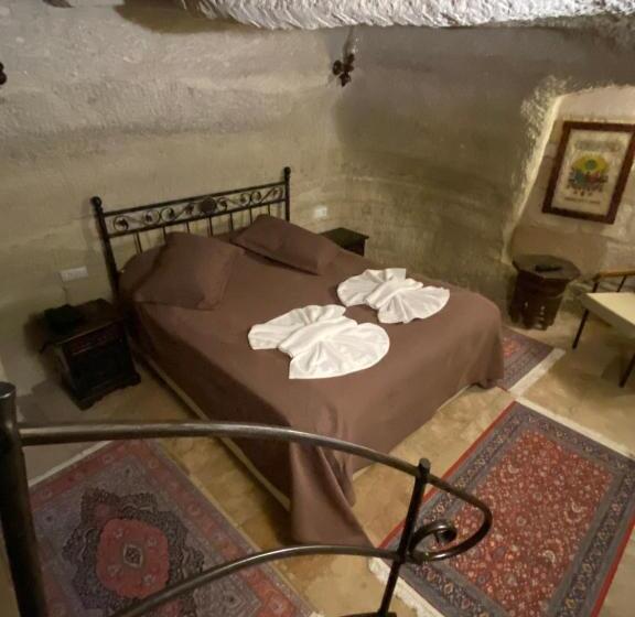 スタンダードトリプルルーム, Turquaz Cave