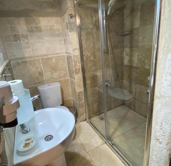 スタンダードルーム, Turquaz Cave