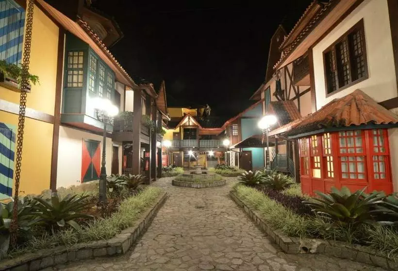 スタンダードルーム, Village Le Canton