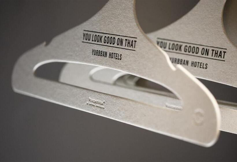 اتاق استاندارد با تراس, Yurbban Trafalgar