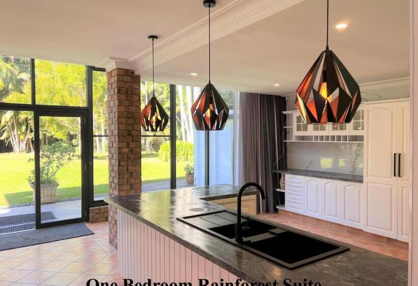 スイート, Mt Tamborine Stonehaven Manor