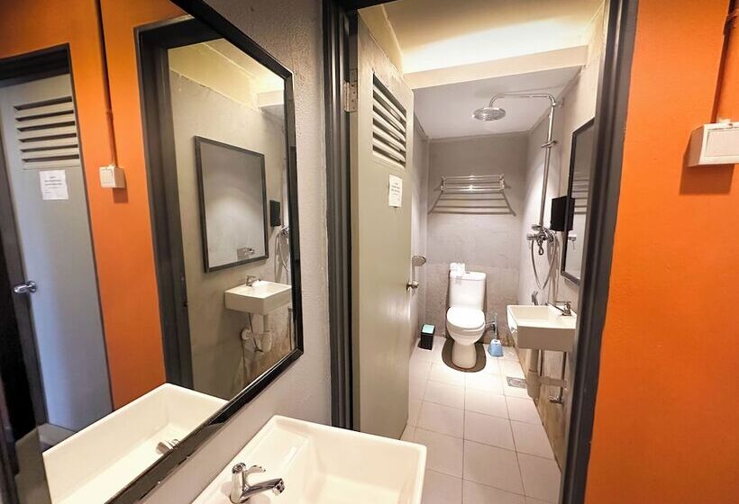 Кровать в Общей Комнате, Arch Dormitorio Cenang    Hostel