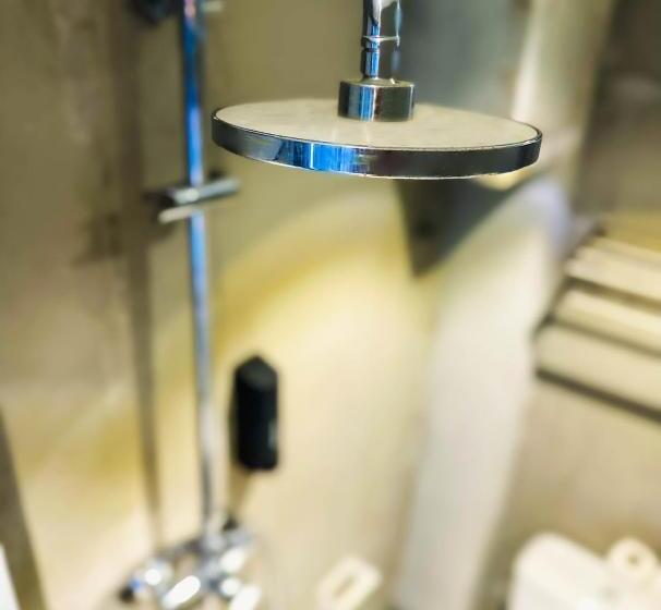 ルームシェアのワンベッド, Arch Dormitorio Cenang Hostel