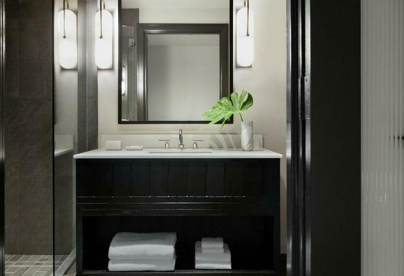 اتاق استاندارد با تخت بزرگ, Kimpton Shane Atlanta, An Ihg