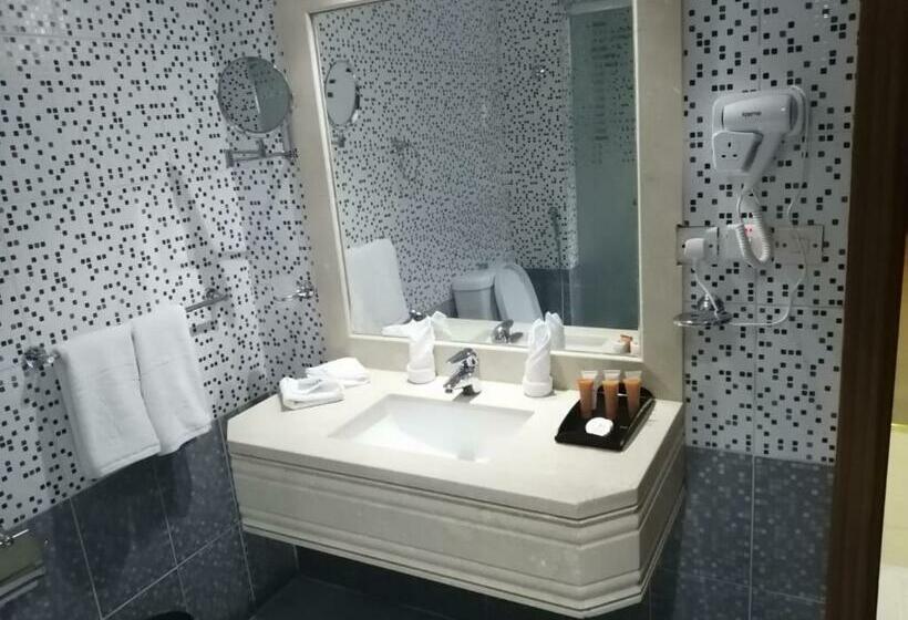 غرفة قياسية, One Inn