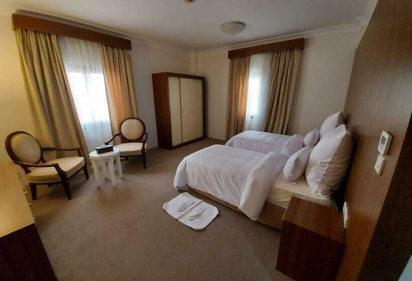 غرفة قياسية سرير كينج, One Inn