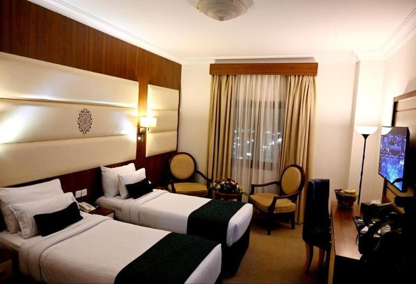 غرفة قياسية, One Inn