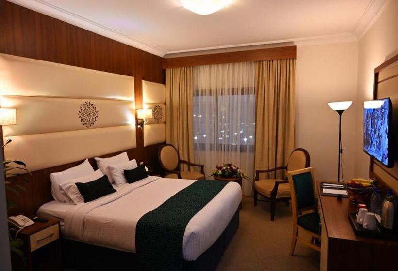 غرفة قياسية سرير كينج, One Inn