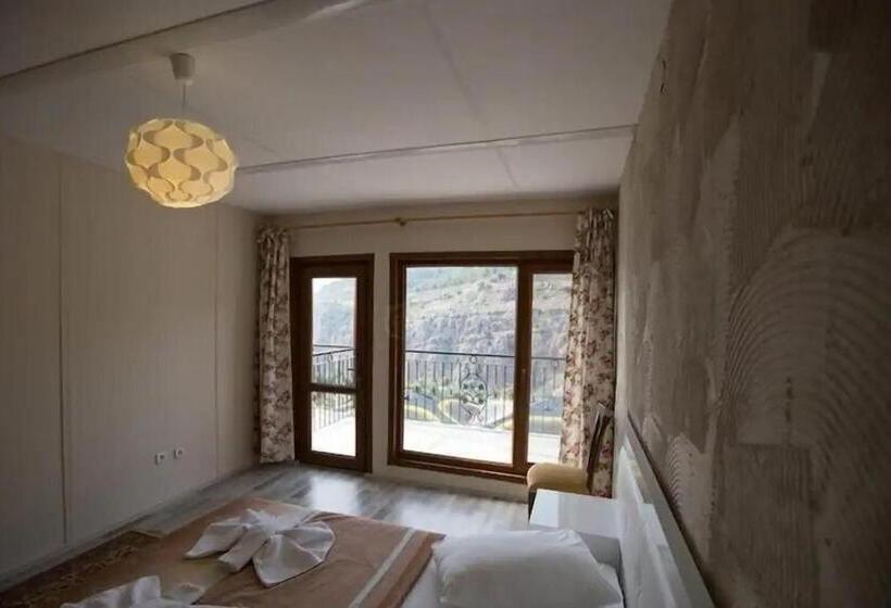 Номер Deluxe Вид на Море с Балконом, Onur Motel Faralya Fethi̇ye