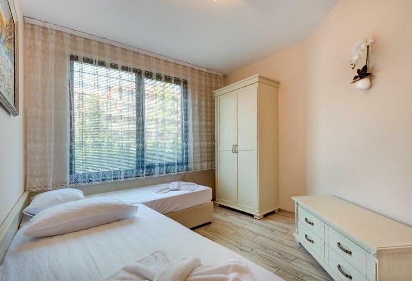 Апартаменты 2 Спальни, Artur Vip Residence Club