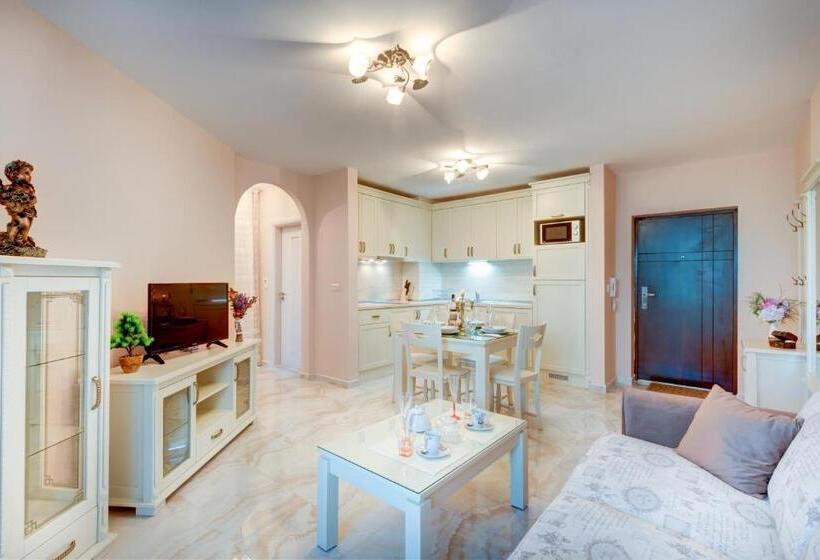 Апартаменты 2 Спальни, Artur Vip Residence Club