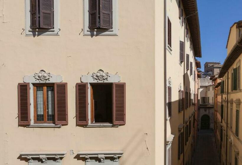 اتاق لوکس, Coderooms