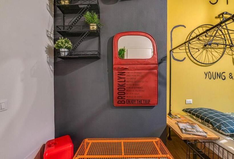 اتاق عادی, Coderooms