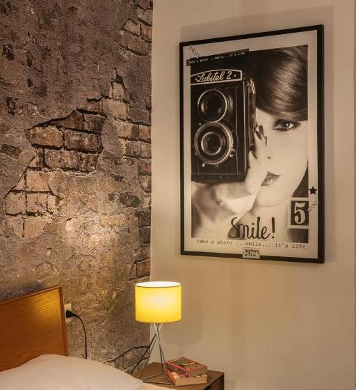 اتاق لوکس, Coderooms