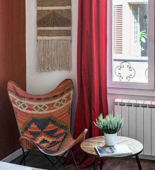 اتاق سوپریور, Coderooms