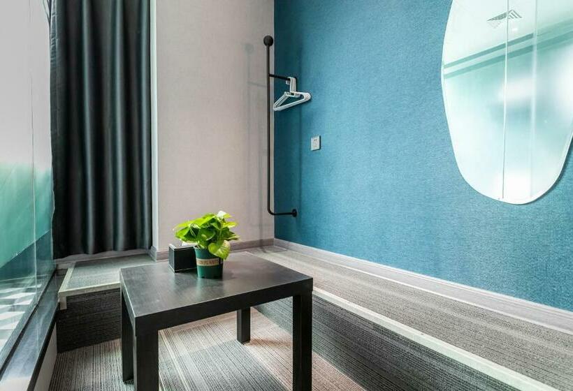 标准间, Puzzle Hotel Guangzhou Fenghuang New Village Subway Station