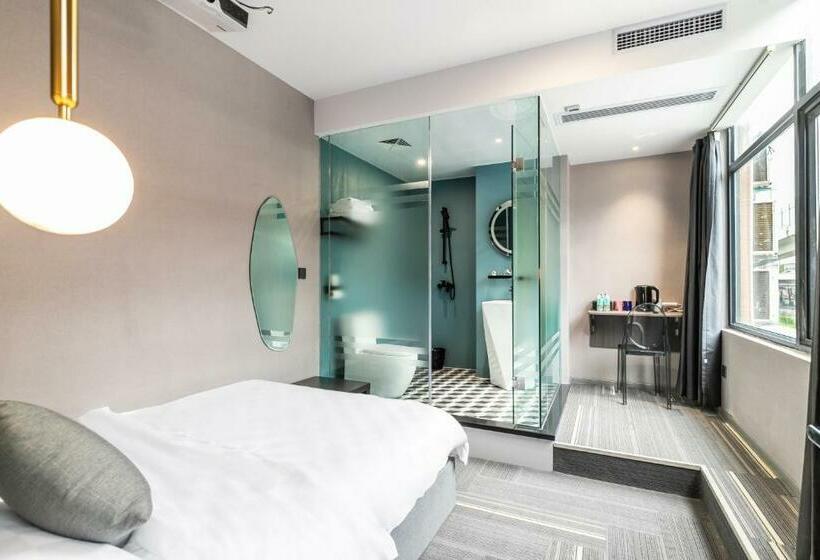 标准间, Puzzle Hotel Guangzhou Fenghuang New Village Subway Station