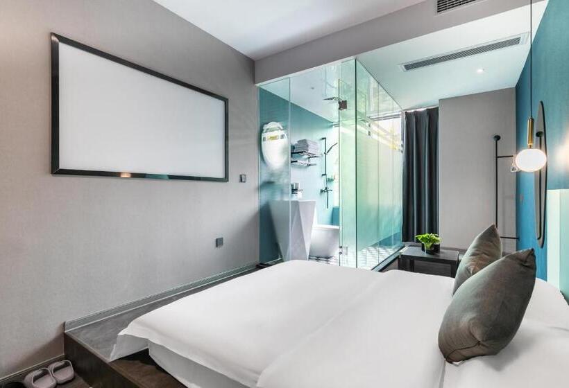 标准间, Puzzle Hotel Guangzhou Fenghuang New Village Subway Station