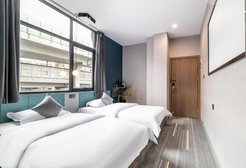 Quarto Deluxe, Puzzle Hotel Guangzhou Fenghuang New Village Subway Station