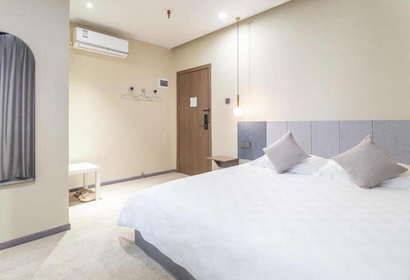 标准间, Puzzle Hotel Guangzhou Fenghuang New Village Subway Station