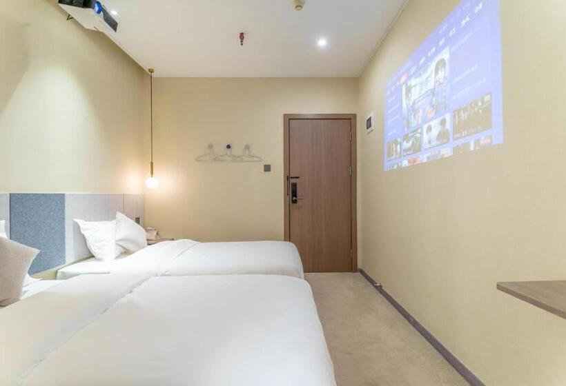 标准间, Puzzle Hotel Guangzhou Fenghuang New Village Subway Station