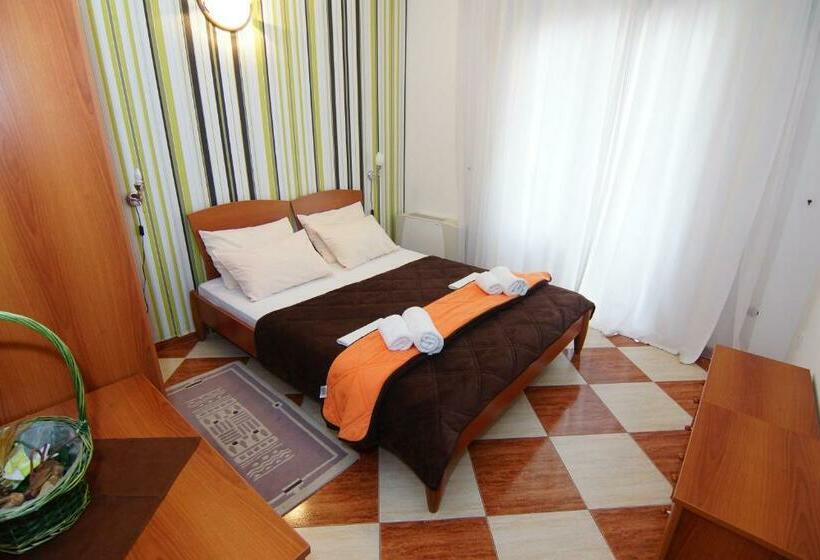 آپارتمان 1 خوابه با چشم‌انداز جانبی دریا, Guesthouse Villa Gaga