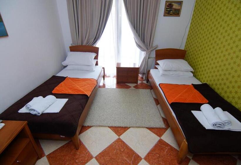 استودیو استاندارد با بالکن, Guesthouse Villa Gaga