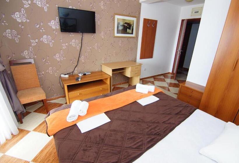 استودیوی استاندارد با چشم‌انداز دریا, Guesthouse Villa Gaga