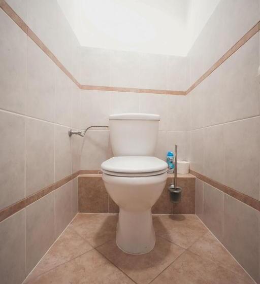 Quarto Deluxe, Pension štěpán