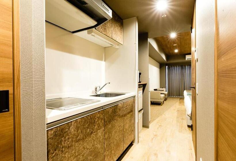 חדר דלוקס עם מרפסת, Takuto Hotel Osaka Shinsaibashi