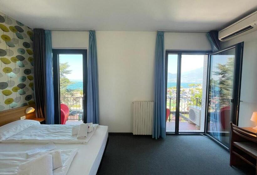 高级大房间, Al Castello