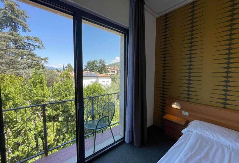 标准间, Al Castello