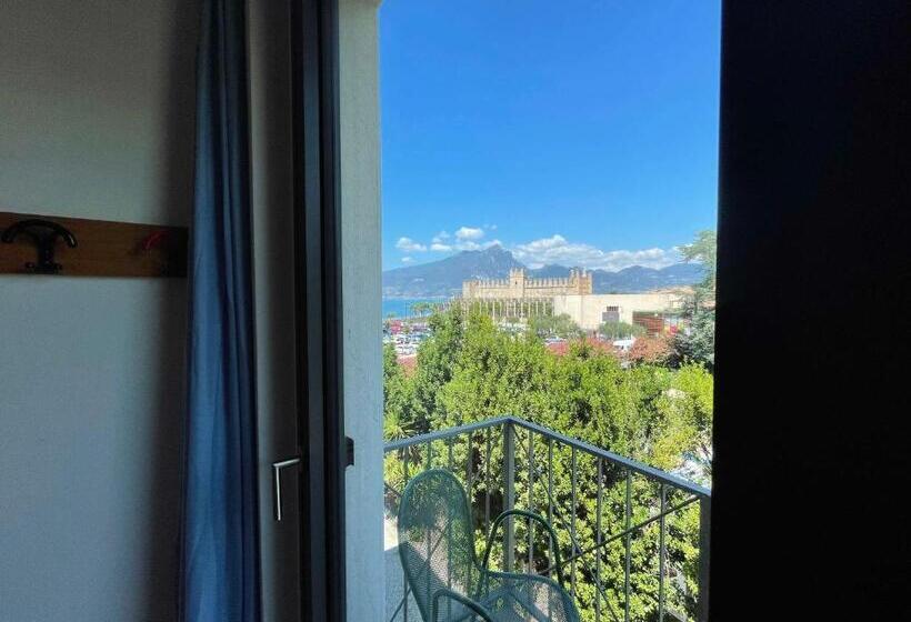 豪华湖景房, Al Castello