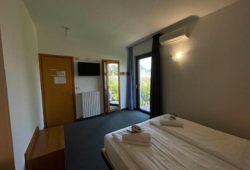 高级大房间, Al Castello