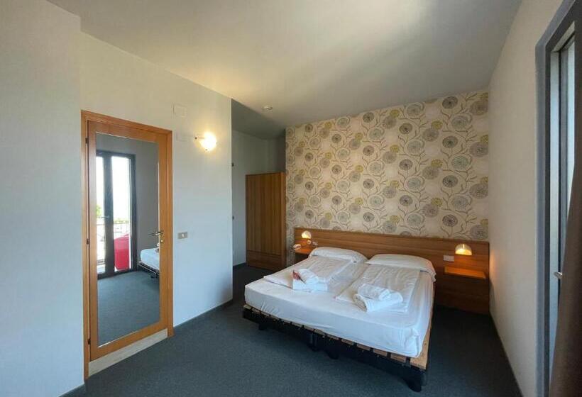 豪华湖景房, Al Castello