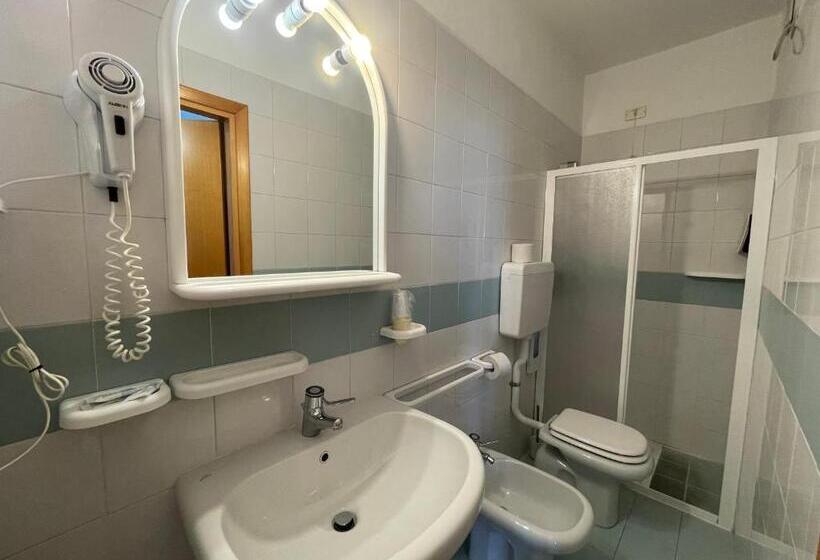 豪华湖景房, Al Castello