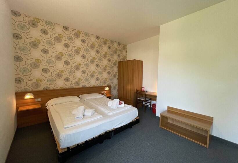 高级大房间, Al Castello