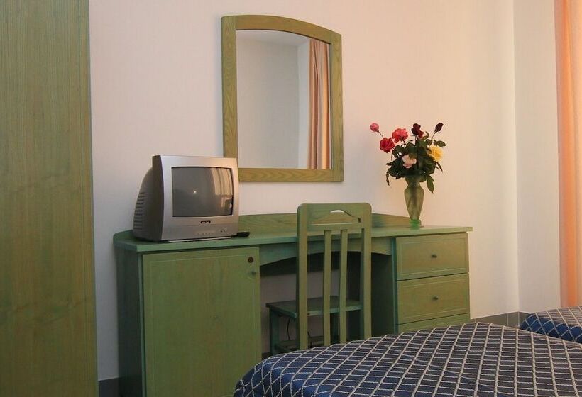 Семейный Номер, Cala Dei Pini