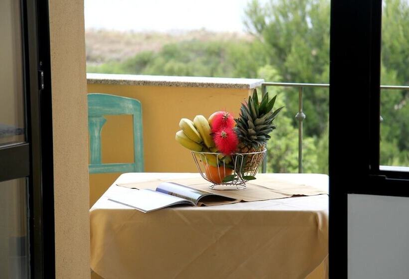 Семейный Номер, Cala Dei Pini