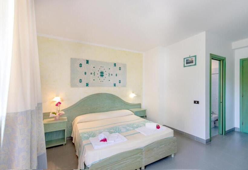 Номер Стандарт, Cala Dei Pini