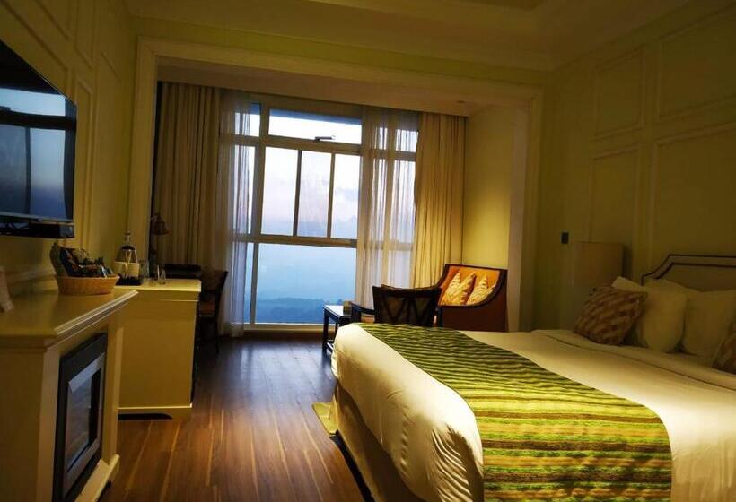 اتاق لوکس, Fragrant Nature Munnar A Five Star Classified