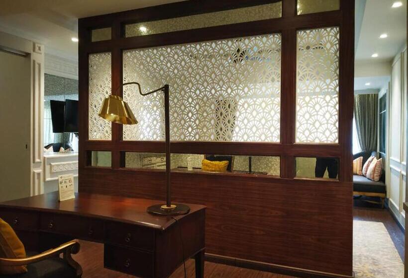 سوئیت رویال, Fragrant Nature Munnar A Five Star Classified