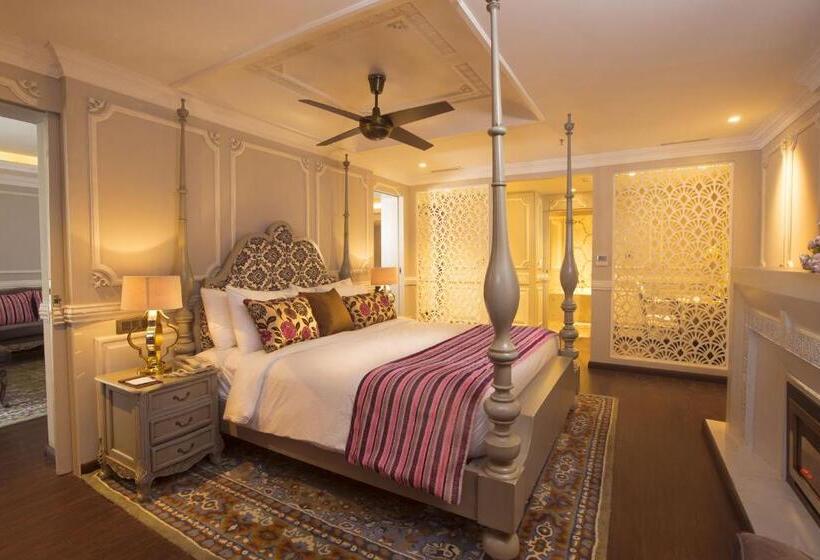 سوئیت رویال, Fragrant Nature Munnar A Five Star Classified