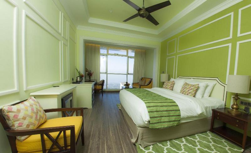 اتاق لوکس, Fragrant Nature Munnar   A Five Star Classified